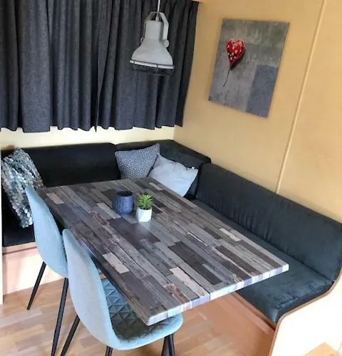 Chalet Camping 't Geuldal